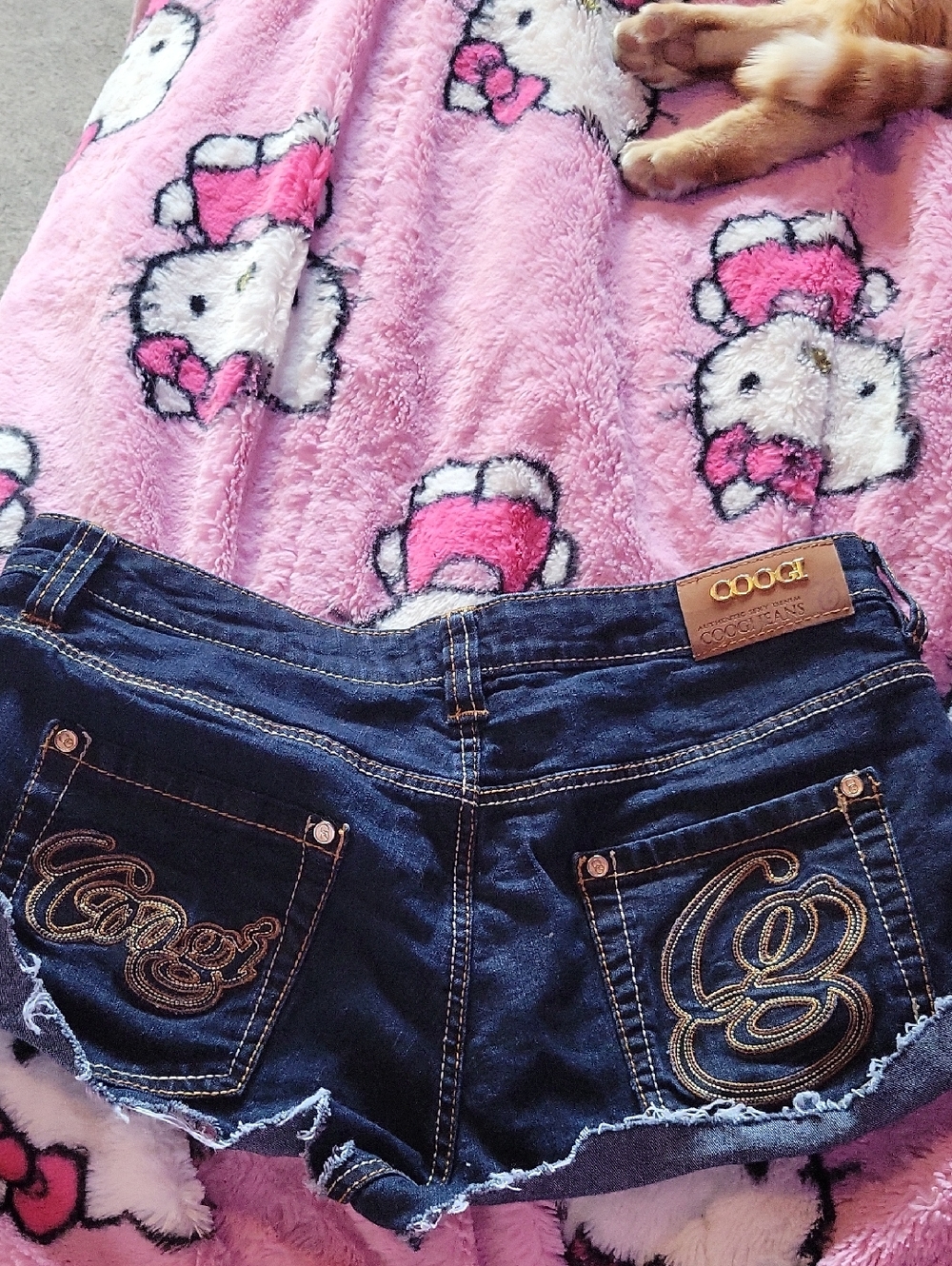 COOGI Dark Blue Denim Jeans size small